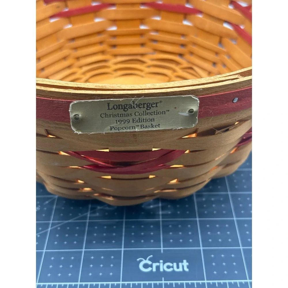 Longaberger 1999 Christmas Collection Popcorn Basket Red Weave Leather Handles
